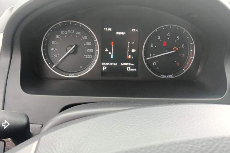 Used Land Rover Freelander 2 2013 2.0T Si4 SE Gasoline Edition Odometer Close Up