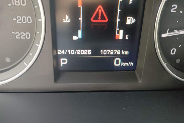 Used Land Rover Freelander 2 2013 2.0T Si4 Dynamic Limited Edition Odometer Close Up