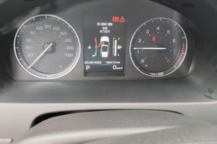 Used Land Rover Freelander 2 2013 2.0T Si4 SE Gasoline Edition Odometer Close Up