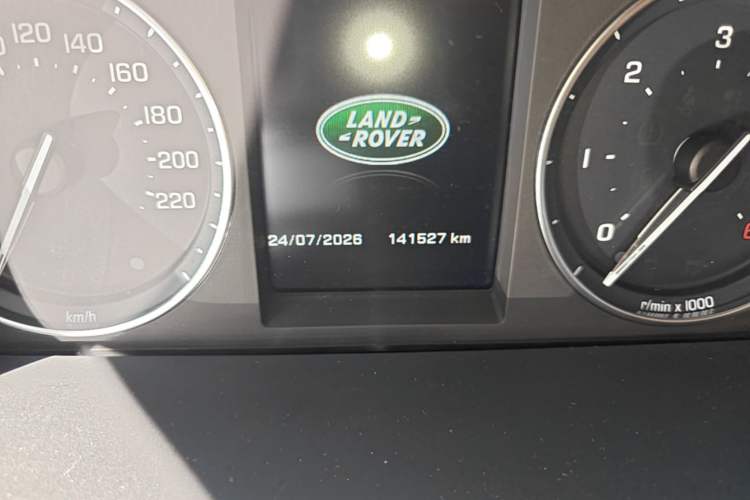 Used Land Rover Freelander 2 2013 2.2T SD4 SE Diesel Edition Odometer Close Up
