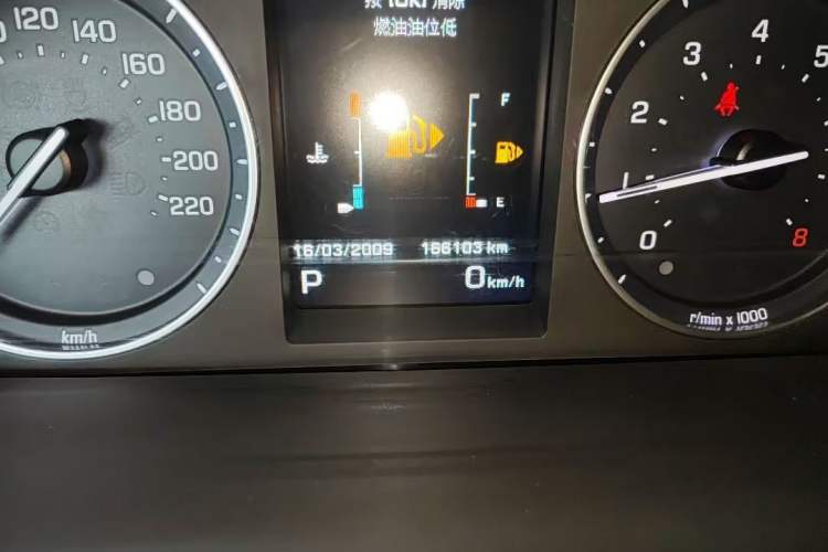 Used Land Rover Freelander 2 2013 2.0T Si4 HSE Gasoline Version Odometer Close Up
