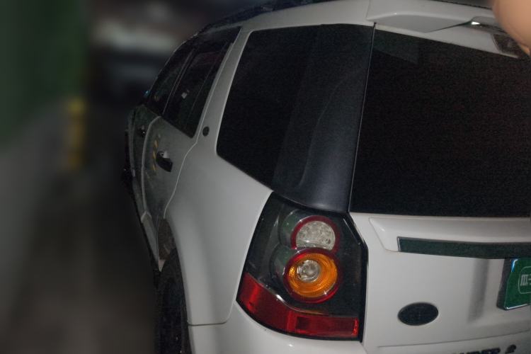 Used Land Rover Freelander 2 2013 2.2T SD4 SE Diesel Edition Rear Left 45 Deg