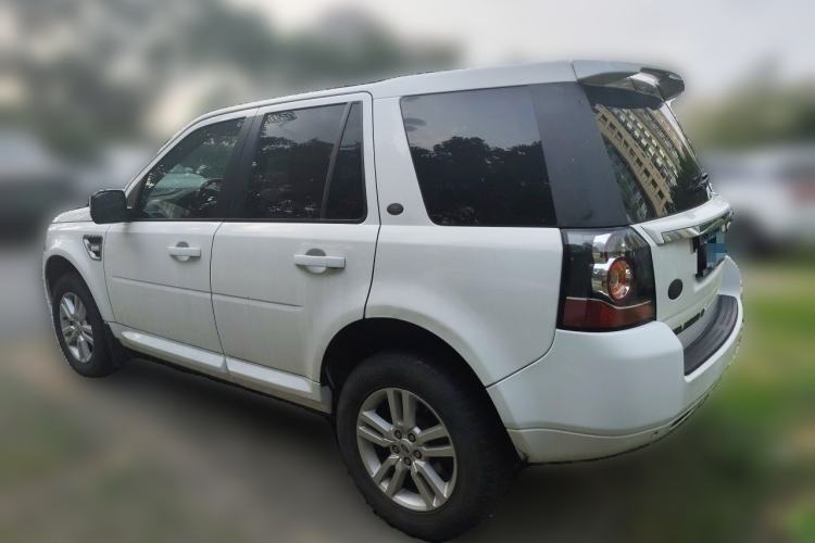 Used Land Rover Freelander 2 2013 2.0T Si4 SE Gasoline Edition Rear Left 45 Deg