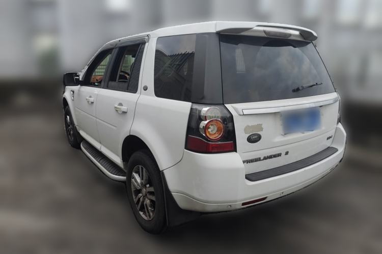 Used Land Rover Freelander 2 2013 2.2T SD4 SE Diesel Edition Rear Left 45 Deg