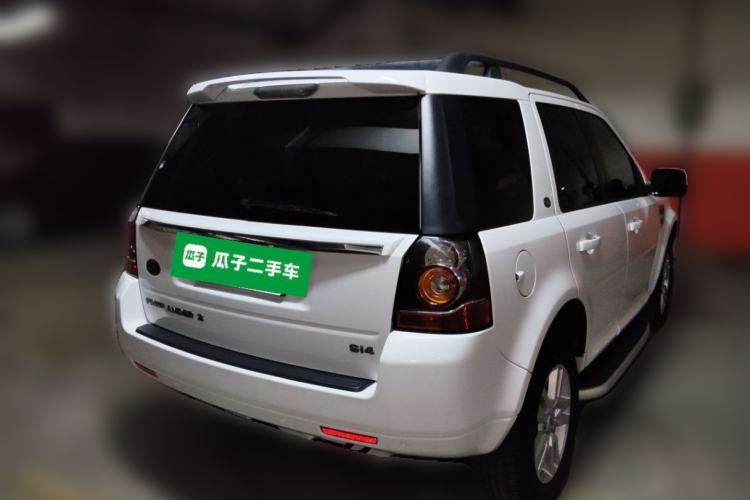 Used Land Rover Freelander 2 2013 2.0T Si4 SE Gasoline Edition Rear Right 45 Deg