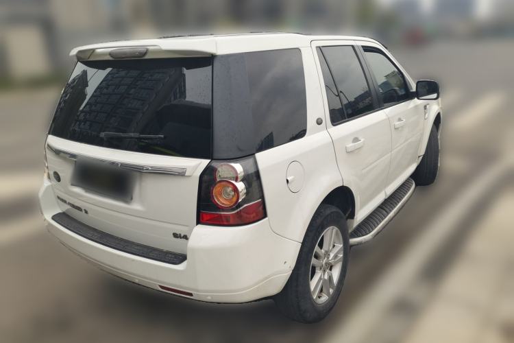 Used Land Rover Freelander 2 2013 2.0T Si4 SE Gasoline Edition Rear Right 45 Deg