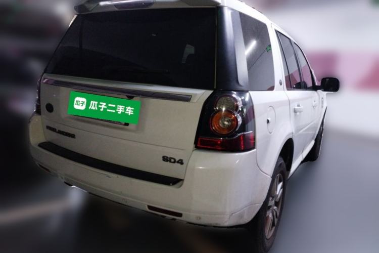 Used Land Rover Freelander 2 2013 2.0T Si4 SE Gasoline Edition Rear Right 45 Deg