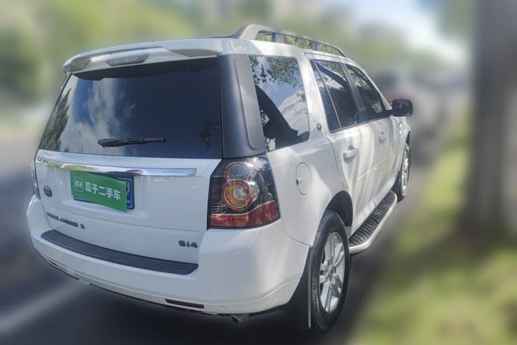 Used Land Rover Freelander 2 2013 2.0T Si4 SE Gasoline Edition Rear Right 45 Deg