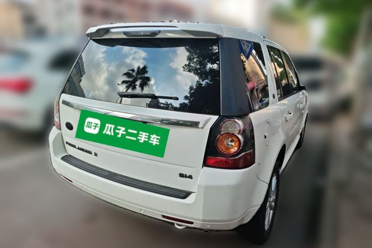 Used Land Rover Freelander 2 2013 2.0T Si4 SE Gasoline Edition Rear Right 45 Deg