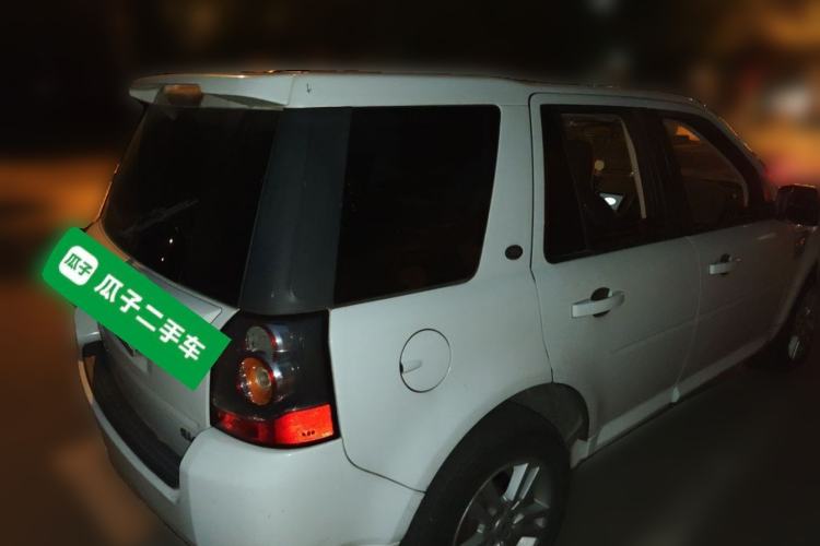 Used Land Rover Freelander 2 2013 2.0T Si4 SE Gasoline Edition Rear Right 45 Deg