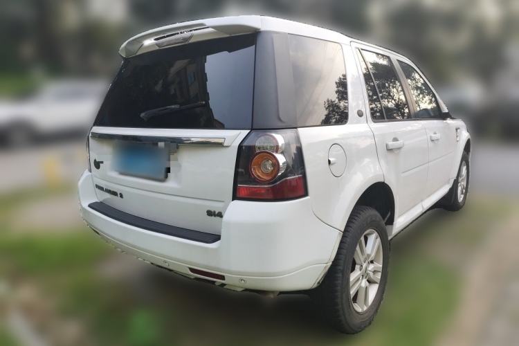 Used Land Rover Freelander 2 2013 2.0T Si4 SE Gasoline Edition Rear Right 45 Deg