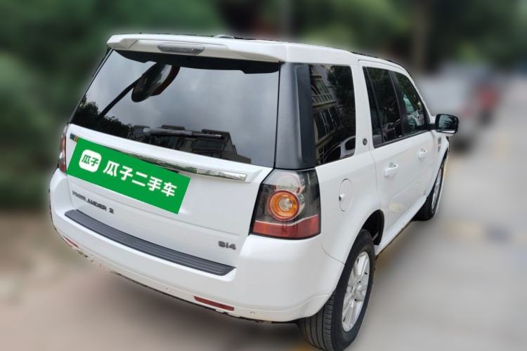 Used Land Rover Freelander 2 2013 2.0T Si4 SE Gasoline Edition Rear Right 45 Deg