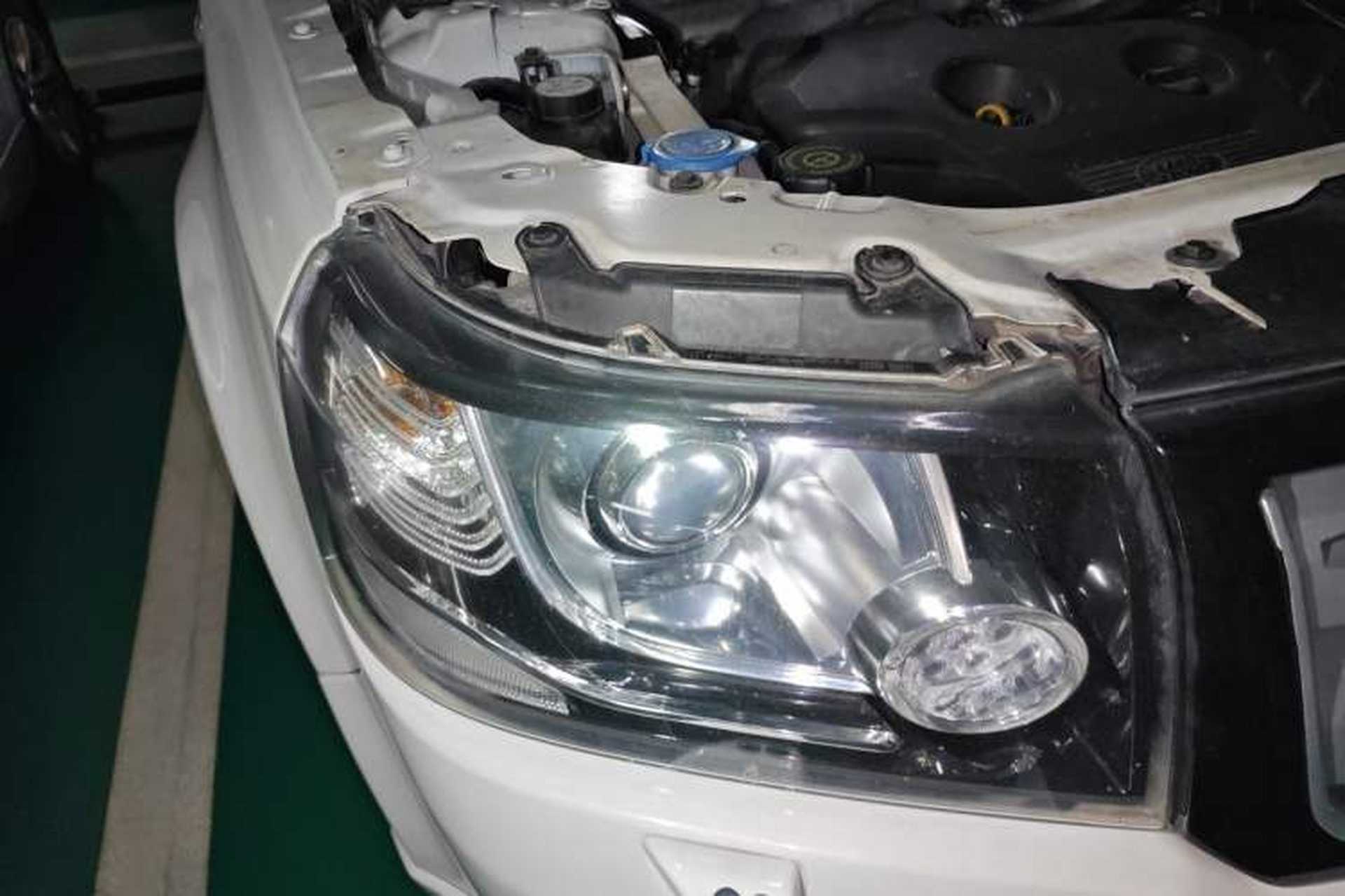 Used Land Rover Freelander 2 2013 2.0T Si4 HSE Gasoline Version Right Front Headlight