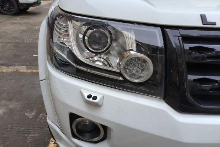 Used Land Rover Freelander 2 2013 2.0T Si4 HSE Gasoline Version Right Front Headlight
