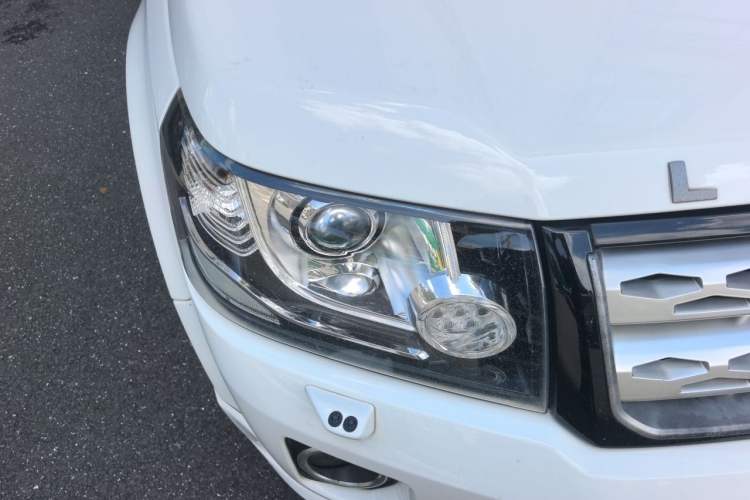 Used Land Rover Freelander 2 2013 2.0T Si4 HSE Gasoline Version Right Front Headlight