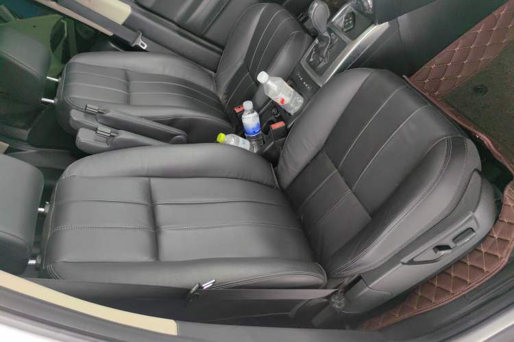 Used Land Rover Freelander 2 2013 2.0T Si4 SE Gasoline Edition Right Front Seat