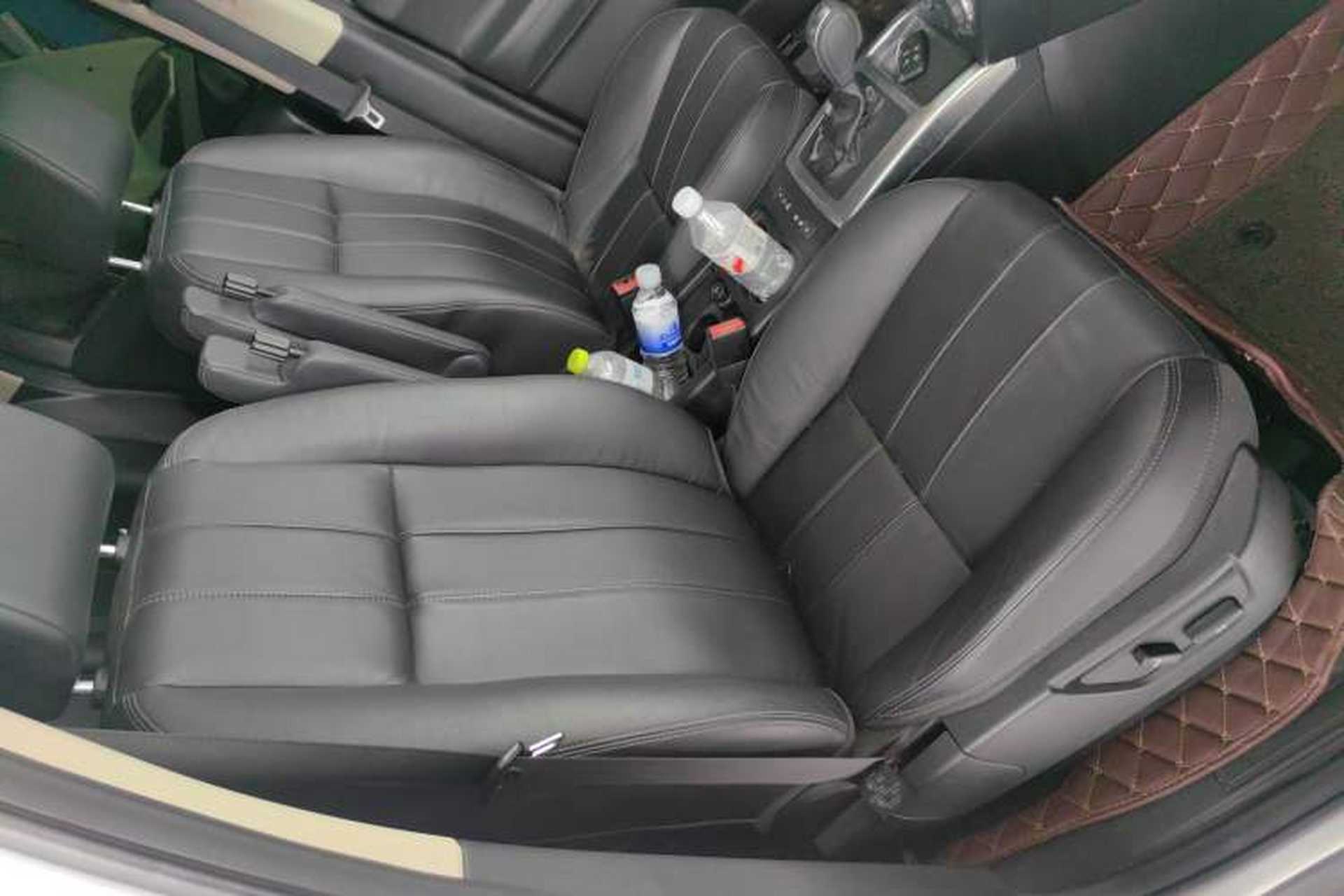 Used Land Rover Freelander 2 2013 2.0T Si4 SE Gasoline Edition Right Front Seat