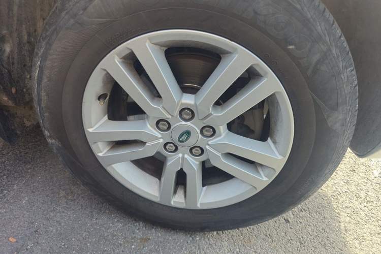 Used Land Rover Freelander 2 2013 2.0T Si4 SE Gasoline Edition Right Front Wheel Hub