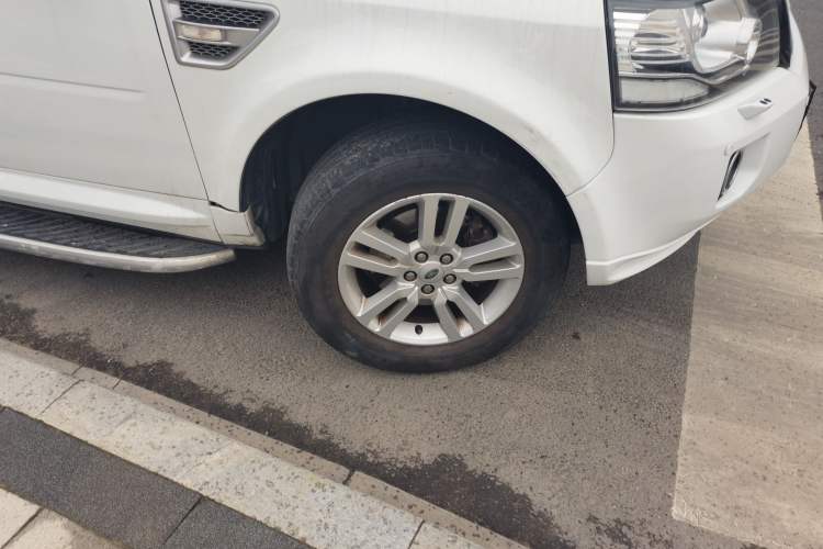 Used Land Rover Freelander 2 2013 2.0T Si4 SE Gasoline Edition Right Front Wheel Hub