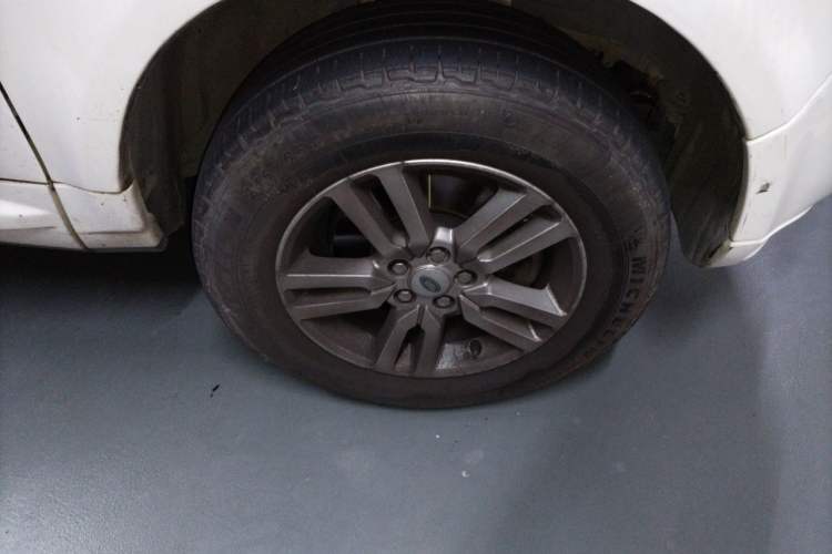 Used Land Rover Freelander 2 2013 2.0T Si4 SE Gasoline Edition Right Front Wheel Hub