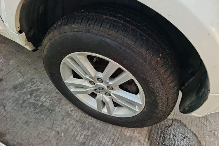 Used Land Rover Freelander 2 2013 2.0T Si4 SE Gasoline Edition Right Front Wheel Hub
