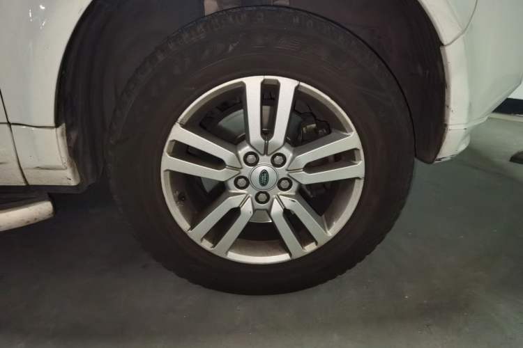 Used Land Rover Freelander 2 2013 2.0T Si4 SE Gasoline Edition Right Front Wheel Hub