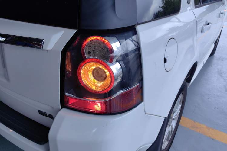 Used Land Rover Freelander 2 2013 2.0T Si4 SE Gasoline Edition Right Rear Taillight