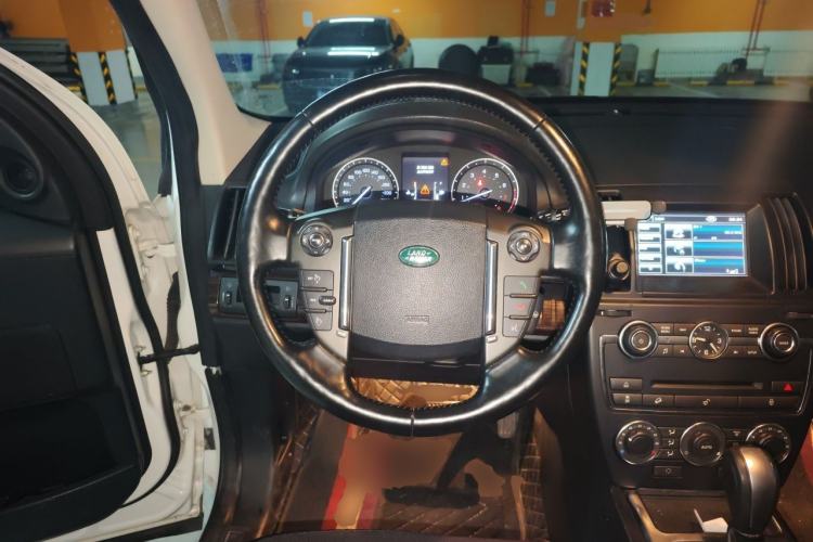 Used Land Rover Freelander 2 2013 2.0T Si4 SE Gasoline Edition Steering Wheel