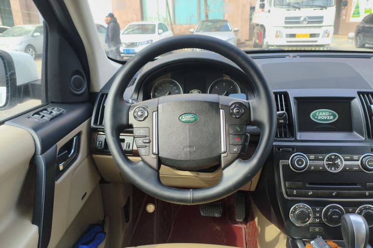 Used Land Rover Freelander 2 2013 2.2T SD4 SE Diesel Edition Steering Wheel