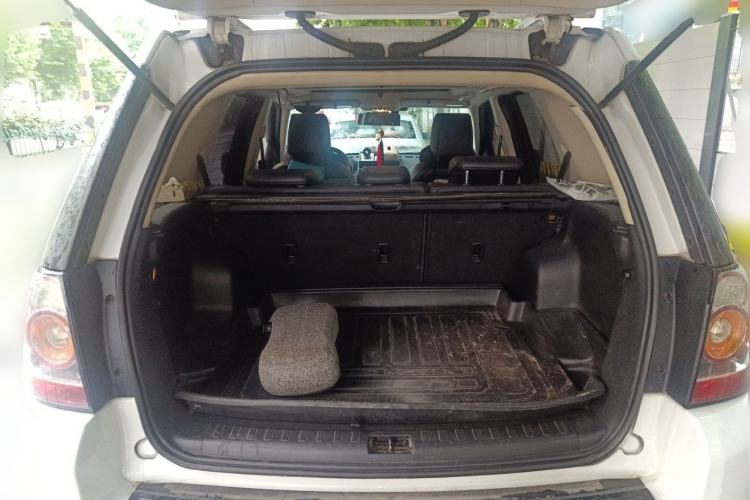 Used Land Rover Freelander 2 2013 2.2T SD4 SE Diesel Edition Trunk