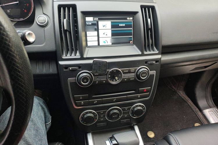 Used Land Rover Freelander 2 2014 2.0T Si4 S Gasoline Version Audio And AC Panel