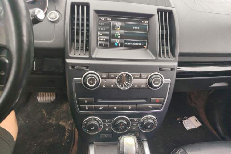 Used Land Rover Freelander 2 2014 2.0T Si4 SE Gasoline Version Audio And AC Panel