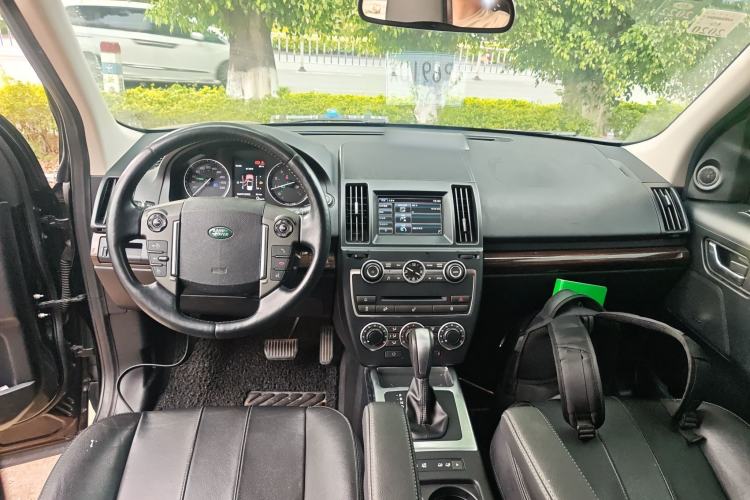 Used Land Rover Freelander 2 2014 2.0T Si4 SE Gasoline Version Center Console