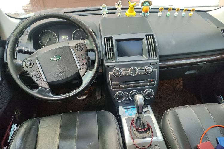 Used Land Rover Freelander 2 2014 2.0T Si4 SE Gasoline Version Center Console