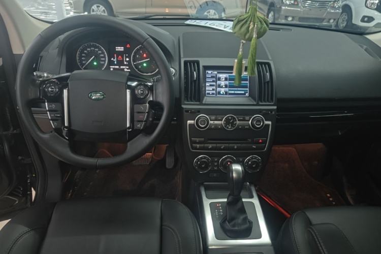 Used Land Rover Freelander 2 2014 2.0T Si4 HSE Gasoline Edition Center Console