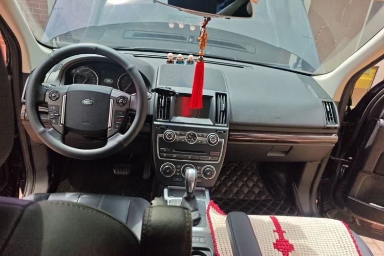 Used Land Rover Freelander 2 2014 2.0T Si4 SE Gasoline Version Center Console