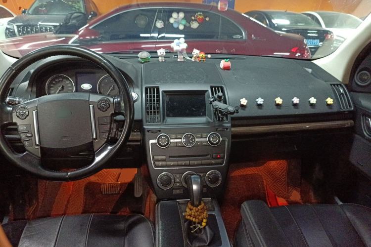 Used Land Rover Freelander 2 2014 2.0T Si4 SE Gasoline Version Center Console