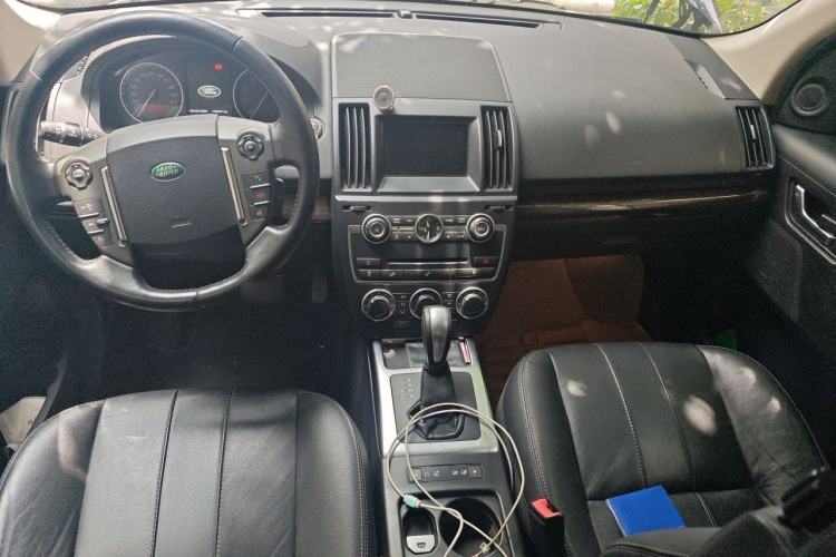 Used Land Rover Freelander 2 2014 2.0T Si4 SE Gasoline Version Center Console