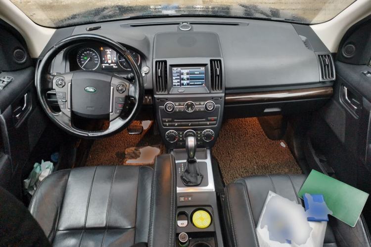 Used Land Rover Freelander 2 2014 2.2T SD4 SE Diesel Edition Center Console