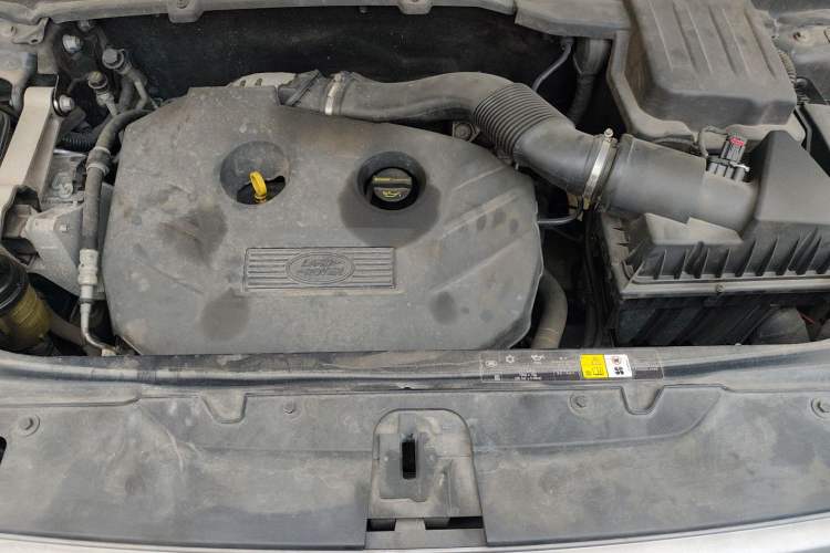 Used Land Rover Freelander 2 2014 2.0T Si4 S Gasoline Version Engine Bay