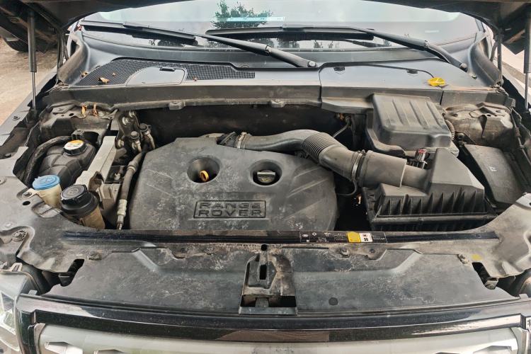 Used Land Rover Freelander 2 2014 2.0T Si4 SE Gasoline Version Engine Bay