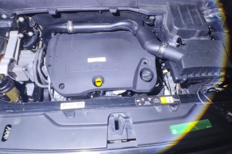 Used Land Rover Freelander 2 2014 2.2T SD4 SE Diesel Edition Engine Bay
