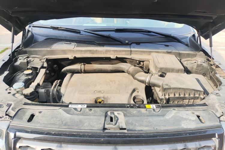Used Land Rover Freelander 2 2014 2.2T SD4 SE Diesel Edition Engine Bay