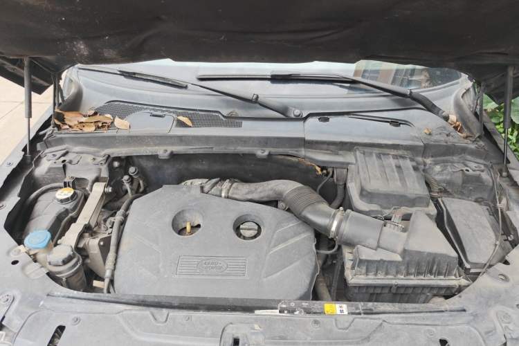 Used Land Rover Freelander 2 2014 2.0T Si4 SE Gasoline Version Engine Bay