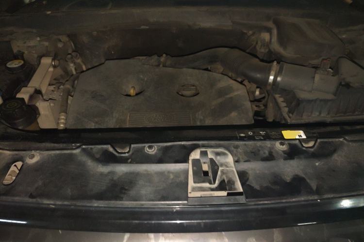 Used Land Rover Freelander 2 2014 2.0T Si4 SE Gasoline Version Engine Bay