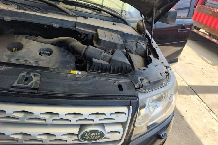 Used Land Rover Freelander 2 2014 2.0T Si4 SE Gasoline Version Engine Bay Left