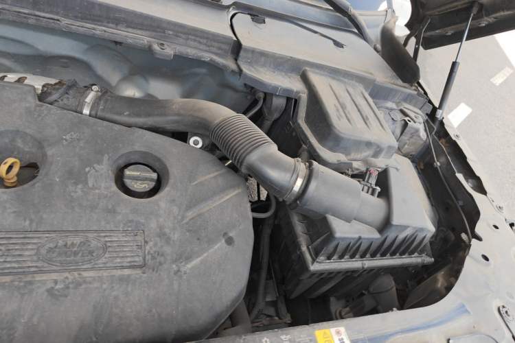 Used Land Rover Freelander 2 2014 2.0T Si4 SE Gasoline Version Engine Bay Left