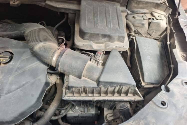 Used Land Rover Freelander 2 2014 2.0T Si4 SE Gasoline Version Engine Bay Left