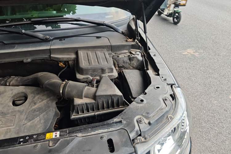 Used Land Rover Freelander 2 2014 2.0T Si4 SE Gasoline Version Engine Bay Left