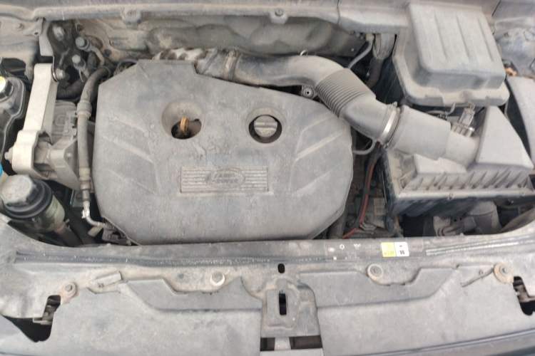 Used Land Rover Freelander 2 2014 2.0T Si4 SE Gasoline Version Engine Bay